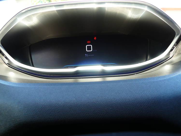 voiture occasion PEUGEOT 3008 à la Réunion disponible sur noutlauto.re
