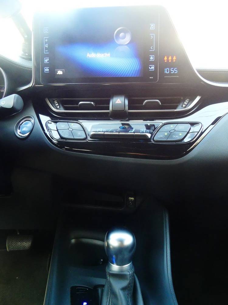 voiture occasion TOYOTA C-HR à la Réunion disponible sur noutlauto.re