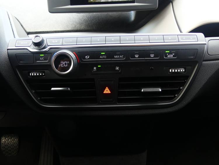 voiture occasion BMW I3 à la Réunion disponible sur noutlauto.re