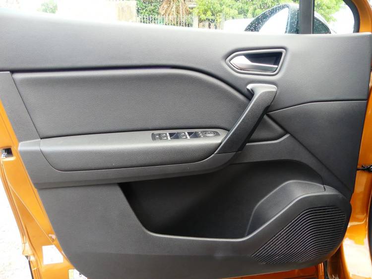 voiture occasion RENAULT CAPTUR à la Réunion disponible sur noutlauto.re