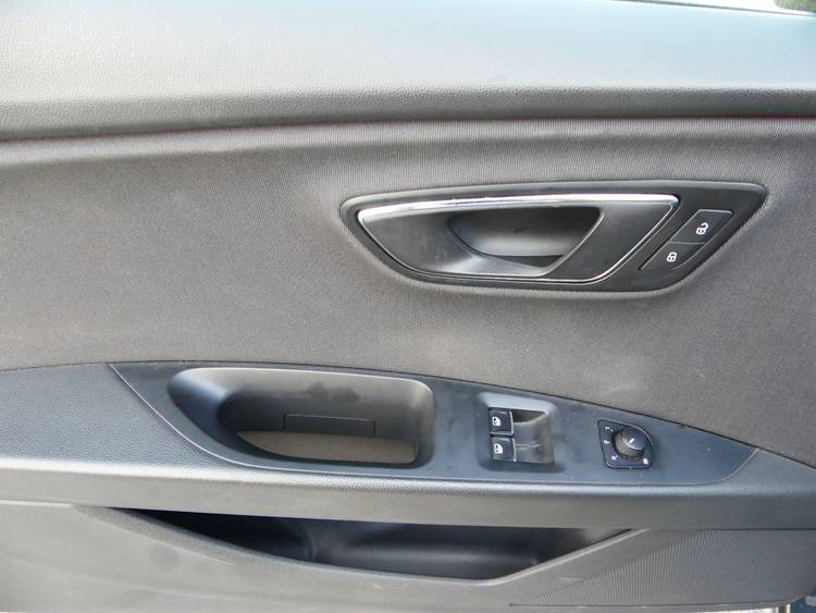 voiture occasion SEAT LEON à la Réunion disponible sur noutlauto.re