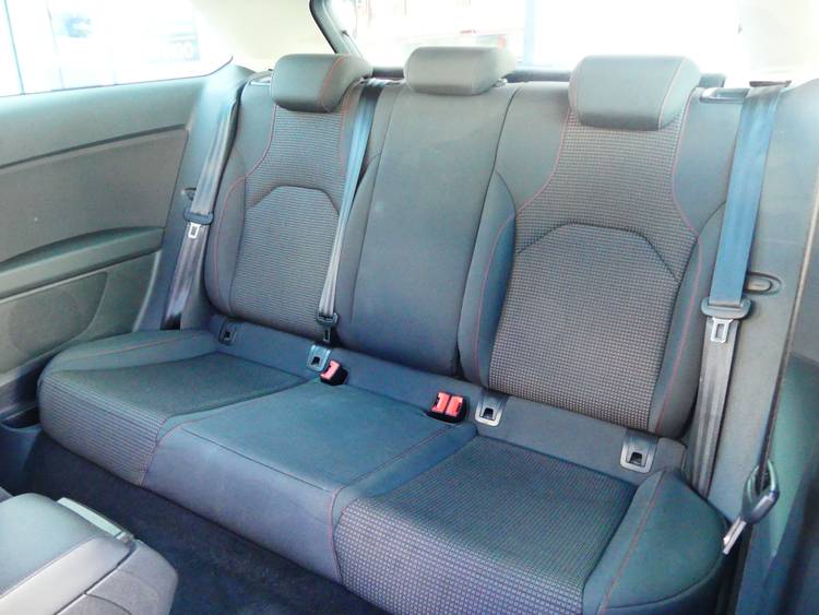 voiture occasion SEAT LEON à la Réunion disponible sur noutlauto.re