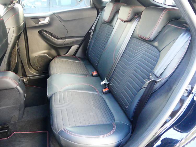 voiture occasion FORD PUMA à la Réunion disponible sur noutlauto.re