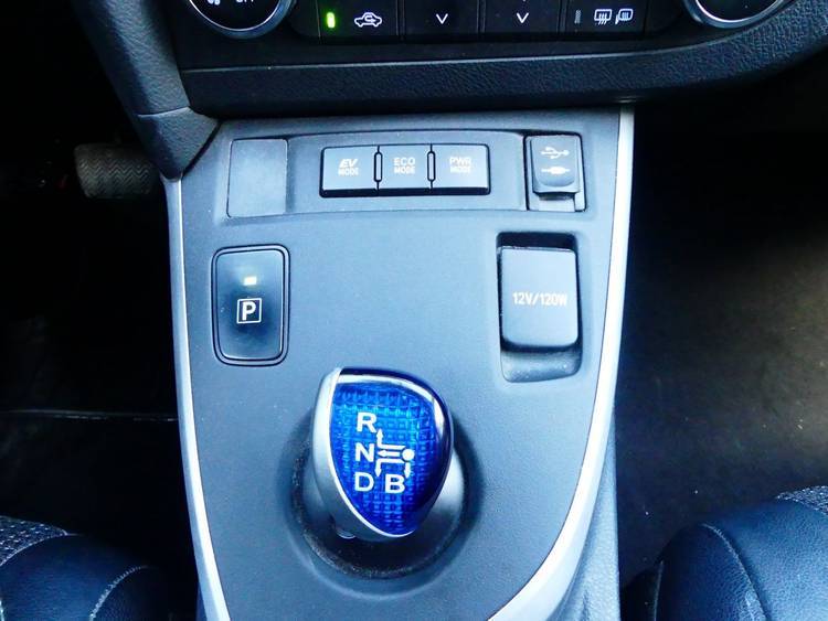 voiture occasion TOYOTA AURIS à la Réunion disponible sur noutlauto.re