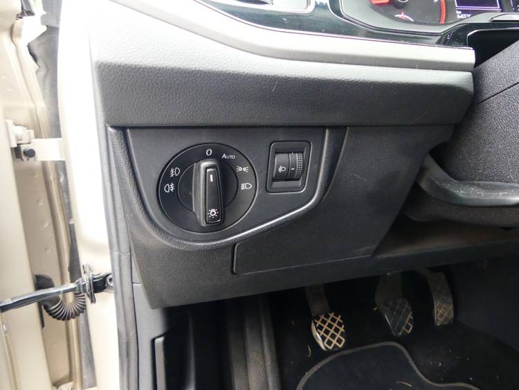 voiture occasion VOLKSWAGEN POLO à la Réunion disponible sur noutlauto.re