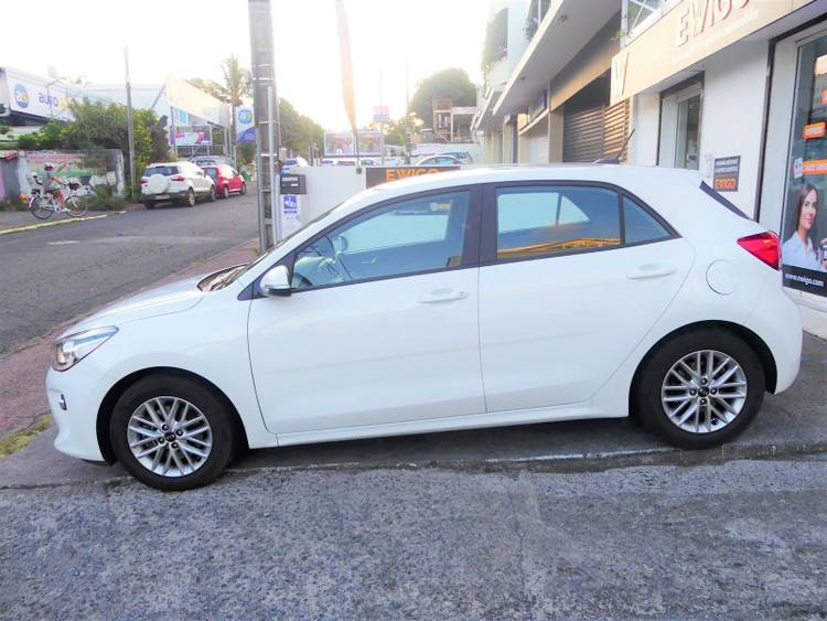 voiture occasion KIA RIO à la Réunion disponible sur noutlauto.re