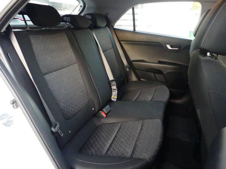 voiture occasion KIA RIO à la Réunion disponible sur noutlauto.re