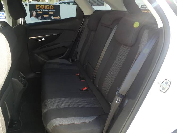 voiture occasion PEUGEOT 3008 à la Réunion disponible sur noutlauto.re