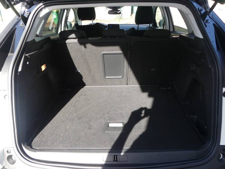 voiture occasion PEUGEOT 3008 à la Réunion disponible sur noutlauto.re