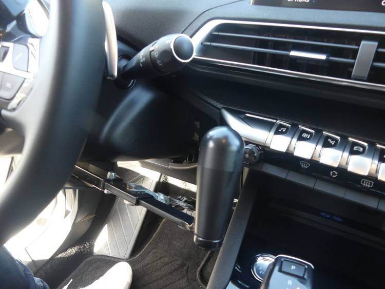 voiture occasion PEUGEOT 3008 à la Réunion disponible sur noutlauto.re