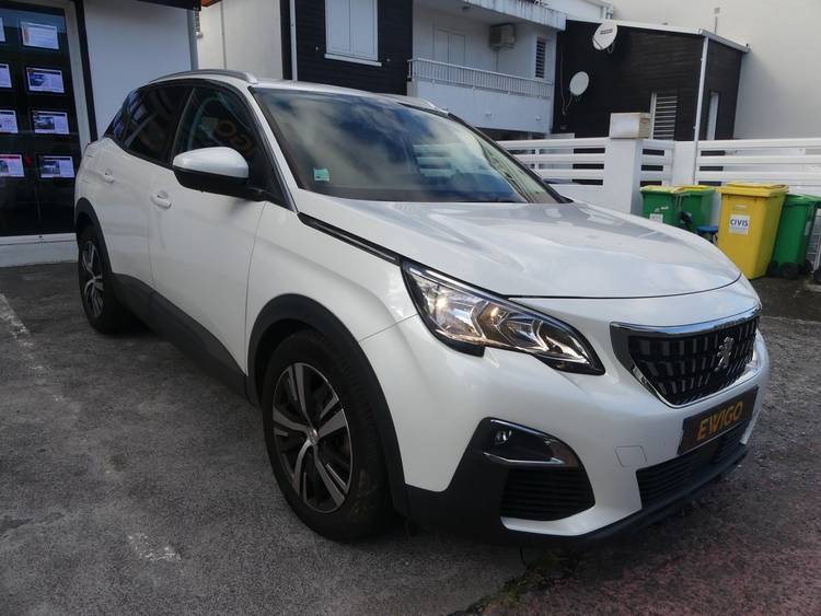 voiture occasion PEUGEOT 3008 à la Réunion disponible sur noutlauto.re