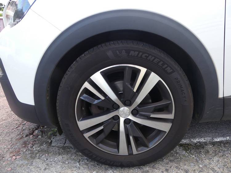 voiture occasion PEUGEOT 3008 à la Réunion disponible sur noutlauto.re