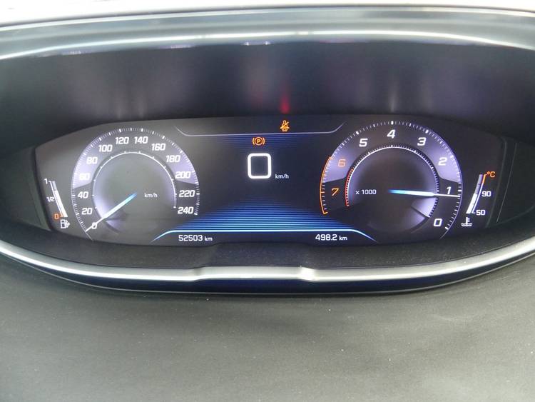 voiture occasion PEUGEOT 3008 à la Réunion disponible sur noutlauto.re