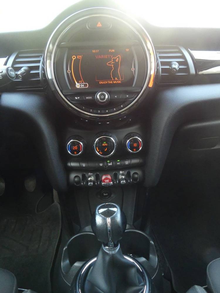 voiture occasion MINI MINI à la Réunion disponible sur noutlauto.re