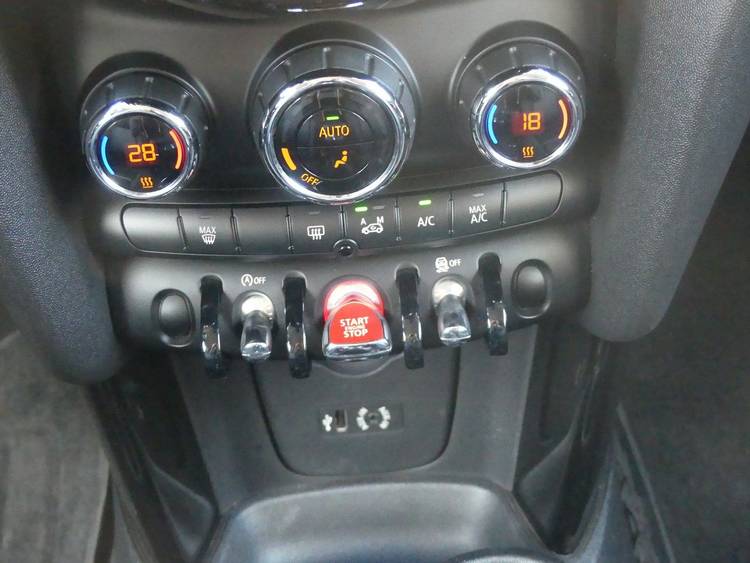 voiture occasion MINI MINI à la Réunion disponible sur noutlauto.re