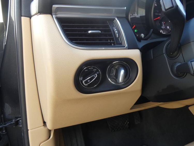 voiture occasion PORSCHE MACAN à la Réunion disponible sur noutlauto.re
