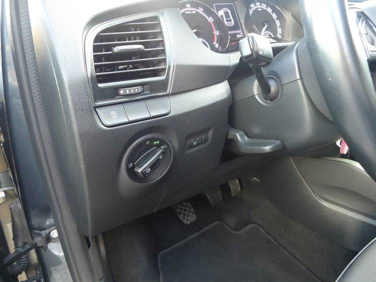 voiture occasion SKODA FABIA à la Réunion disponible sur noutlauto.re