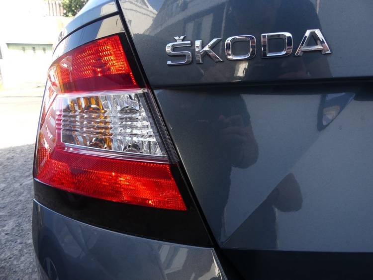 voiture occasion SKODA FABIA à la Réunion disponible sur noutlauto.re