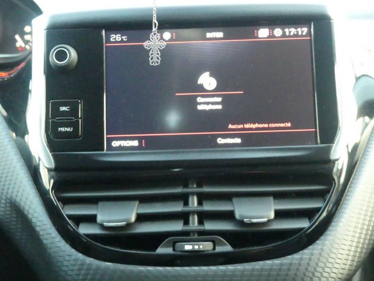 voiture occasion PEUGEOT 208 à la Réunion disponible sur noutlauto.re