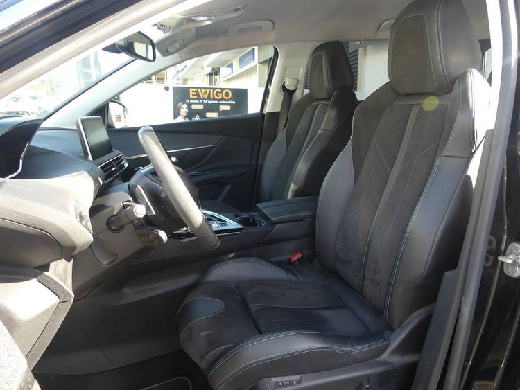 voiture occasion PEUGEOT 5008 à la Réunion disponible sur noutlauto.re