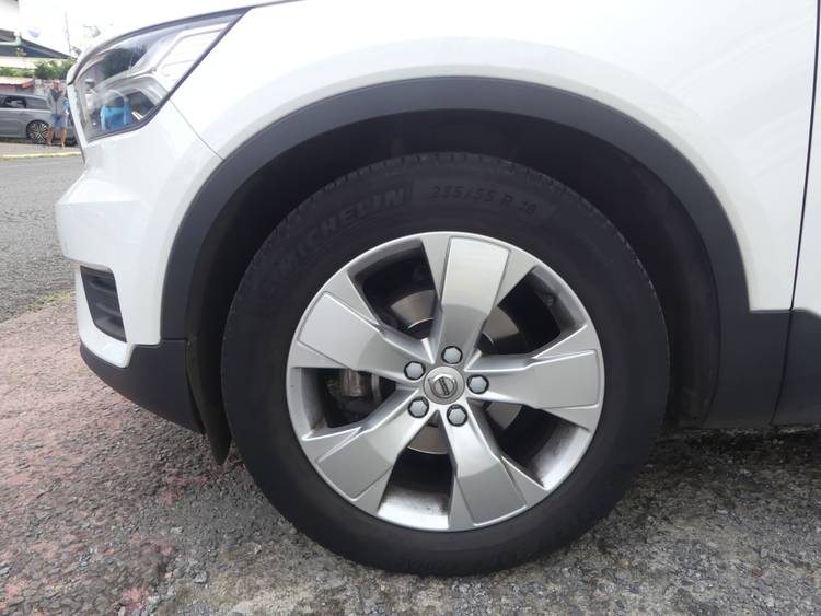 voiture occasion VOLVO XC 40 à la Réunion disponible sur noutlauto.re