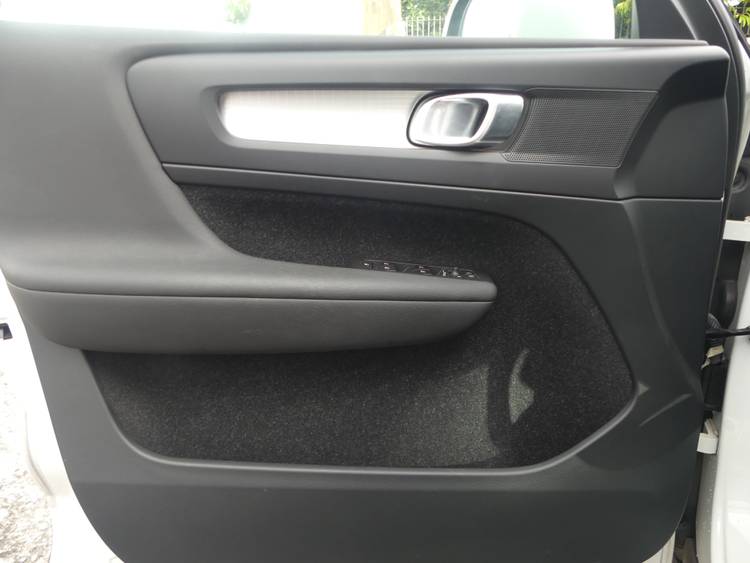 voiture occasion VOLVO XC 40 à la Réunion disponible sur noutlauto.re