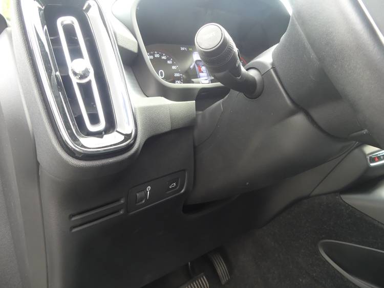 voiture occasion VOLVO XC 40 à la Réunion disponible sur noutlauto.re