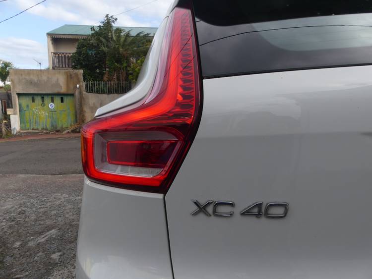 voiture occasion VOLVO XC 40 à la Réunion disponible sur noutlauto.re