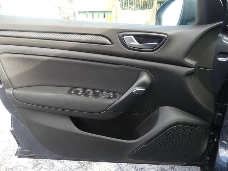 voiture occasion RENAULT MEGANE à la Réunion disponible sur noutlauto.re