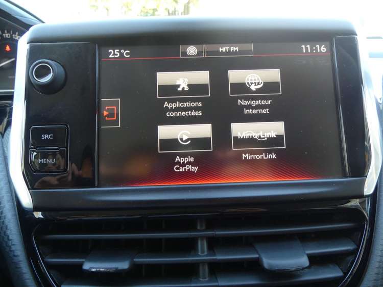 voiture occasion PEUGEOT 208 à la Réunion disponible sur noutlauto.re