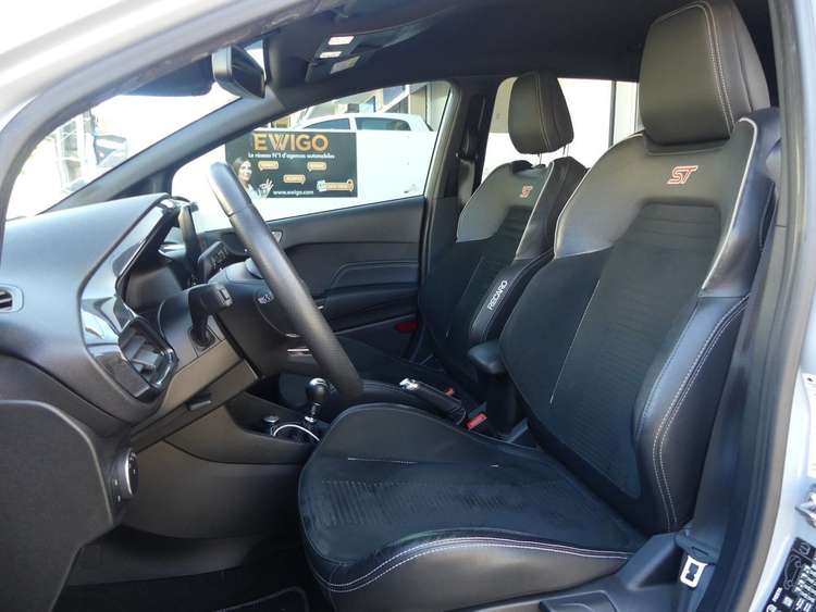 voiture occasion FORD FIESTA à la Réunion disponible sur noutlauto.re