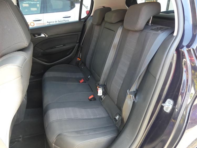 voiture occasion PEUGEOT 308 à la Réunion disponible sur noutlauto.re