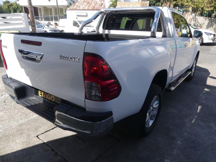 voiture occasion TOYOTA HILUX à la Réunion disponible sur noutlauto.re