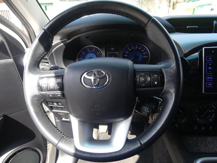 voiture occasion TOYOTA HILUX à la Réunion disponible sur noutlauto.re