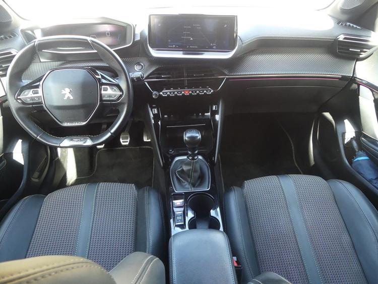 voiture occasion PEUGEOT 208 à la Réunion disponible sur noutlauto.re