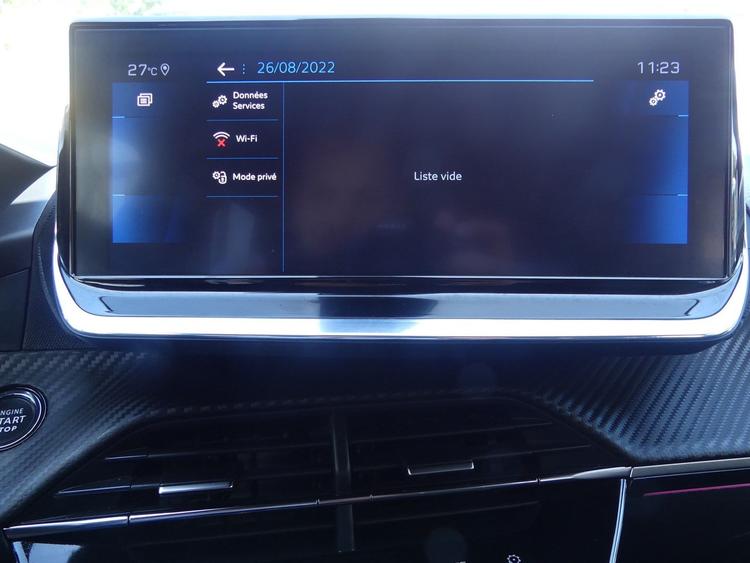 voiture occasion PEUGEOT 208 à la Réunion disponible sur noutlauto.re