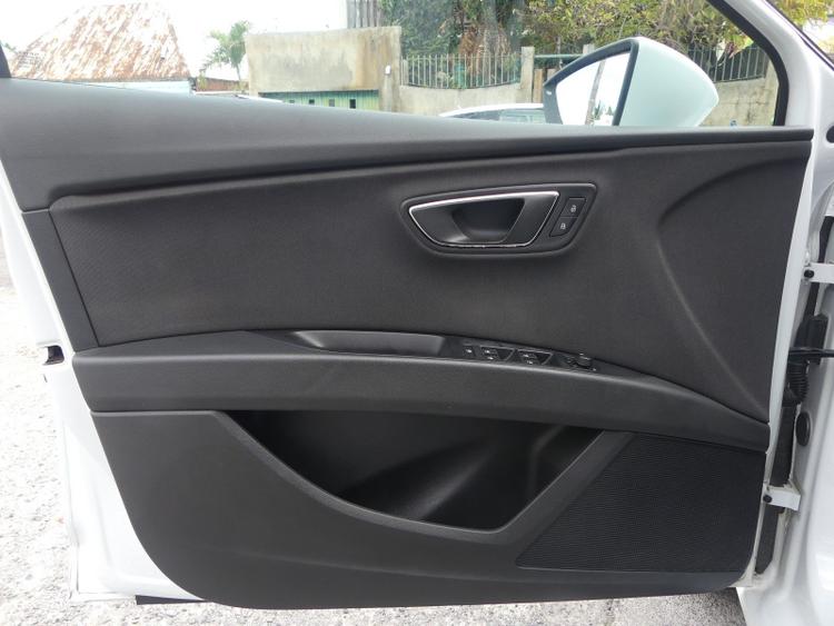 voiture occasion SEAT LEON à la Réunion disponible sur noutlauto.re