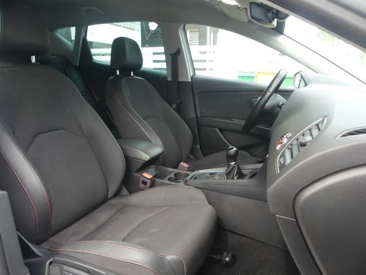 voiture occasion SEAT LEON à la Réunion disponible sur noutlauto.re