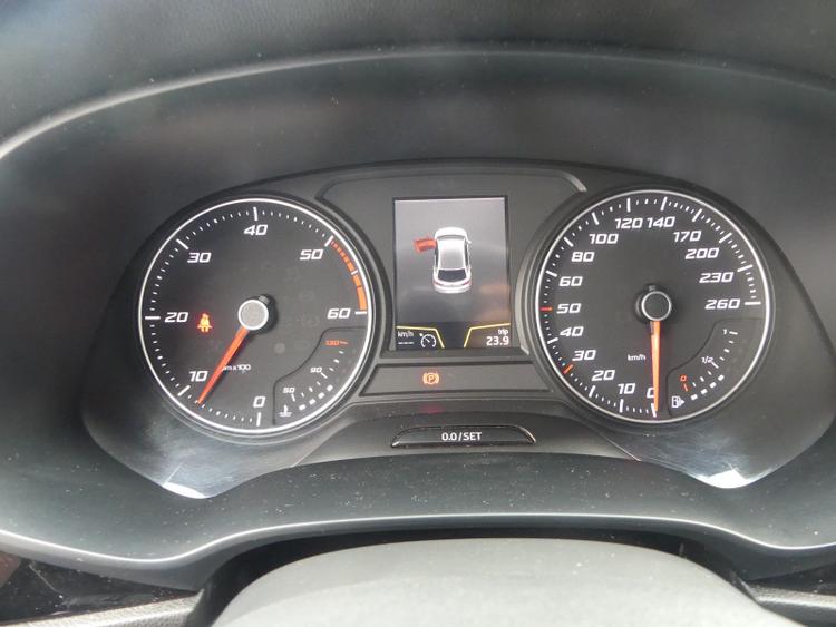 voiture occasion SEAT LEON à la Réunion disponible sur noutlauto.re