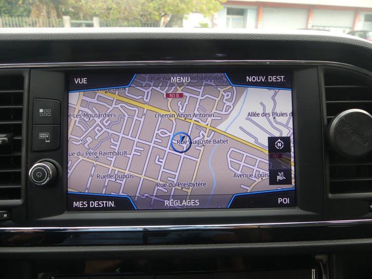 voiture occasion SEAT LEON à la Réunion disponible sur noutlauto.re