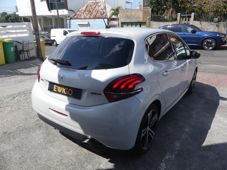 voiture occasion PEUGEOT 208 à la Réunion disponible sur noutlauto.re