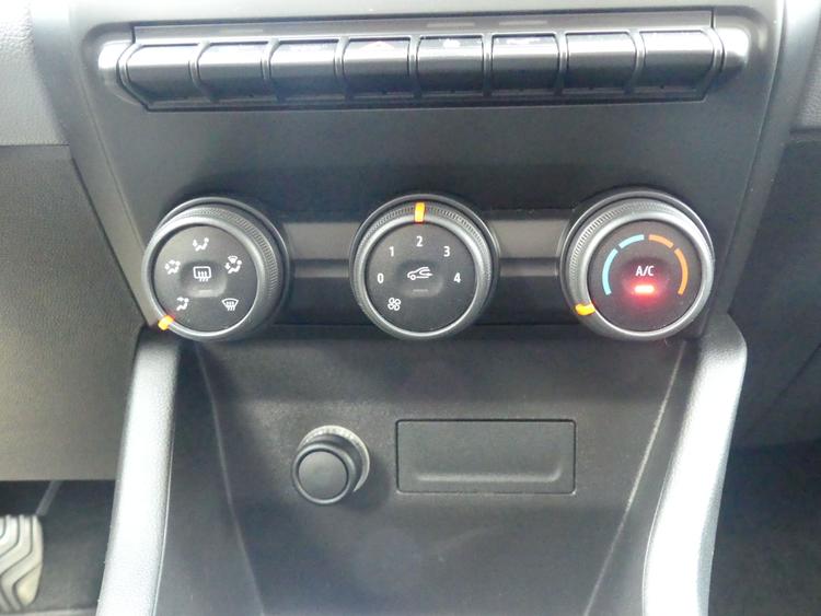 voiture occasion RENAULT CLIO à la Réunion disponible sur noutlauto.re