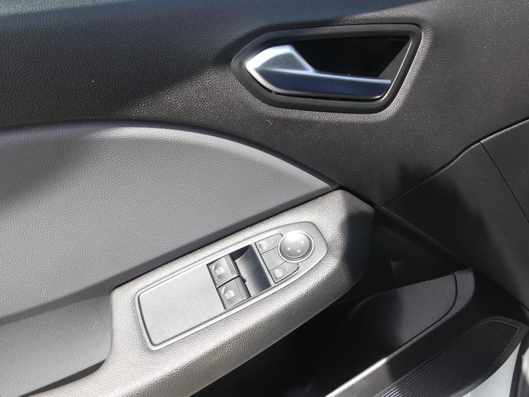 voiture occasion RENAULT CLIO à la Réunion disponible sur noutlauto.re
