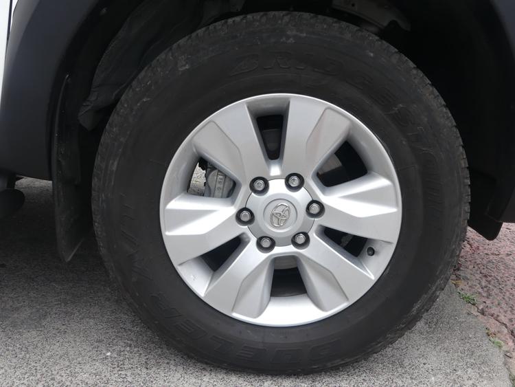 voiture occasion TOYOTA HILUX à la Réunion disponible sur noutlauto.re