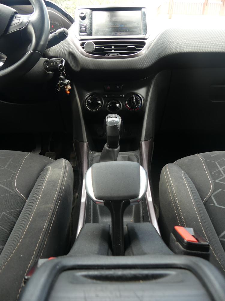 voiture occasion PEUGEOT 2008 à la Réunion disponible sur noutlauto.re