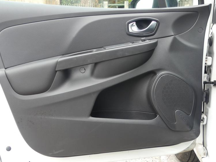 voiture occasion RENAULT CLIO à la Réunion disponible sur noutlauto.re