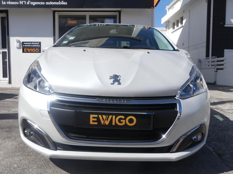 voiture occasion PEUGEOT 208 à la Réunion disponible sur noutlauto.re