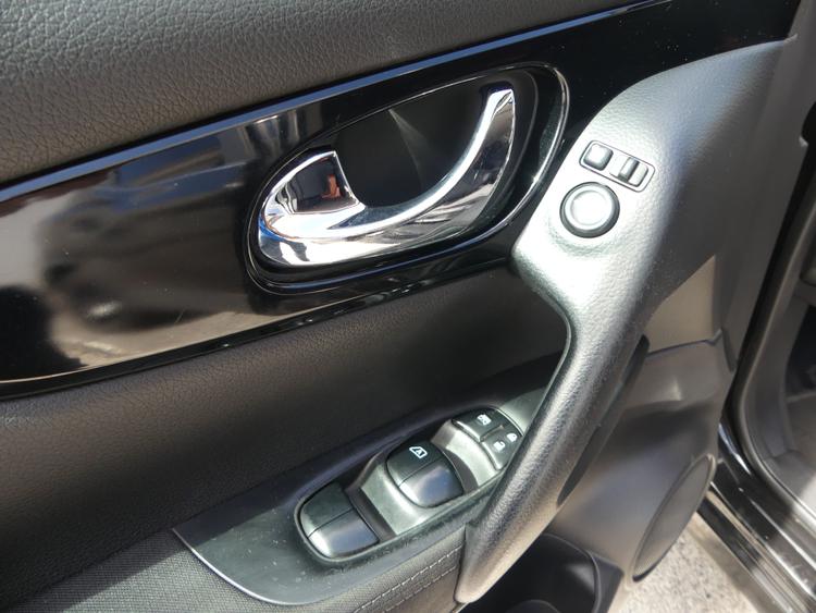 voiture occasion NISSAN QASHQAI à la Réunion disponible sur noutlauto.re