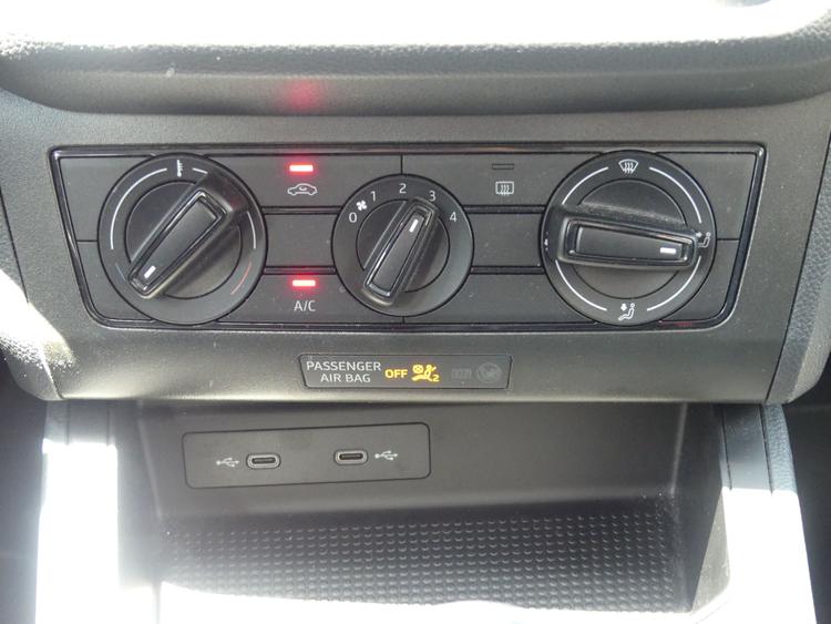 voiture occasion SEAT IBIZA à la Réunion disponible sur noutlauto.re