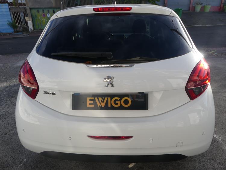 voiture occasion PEUGEOT 208 à la Réunion disponible sur noutlauto.re